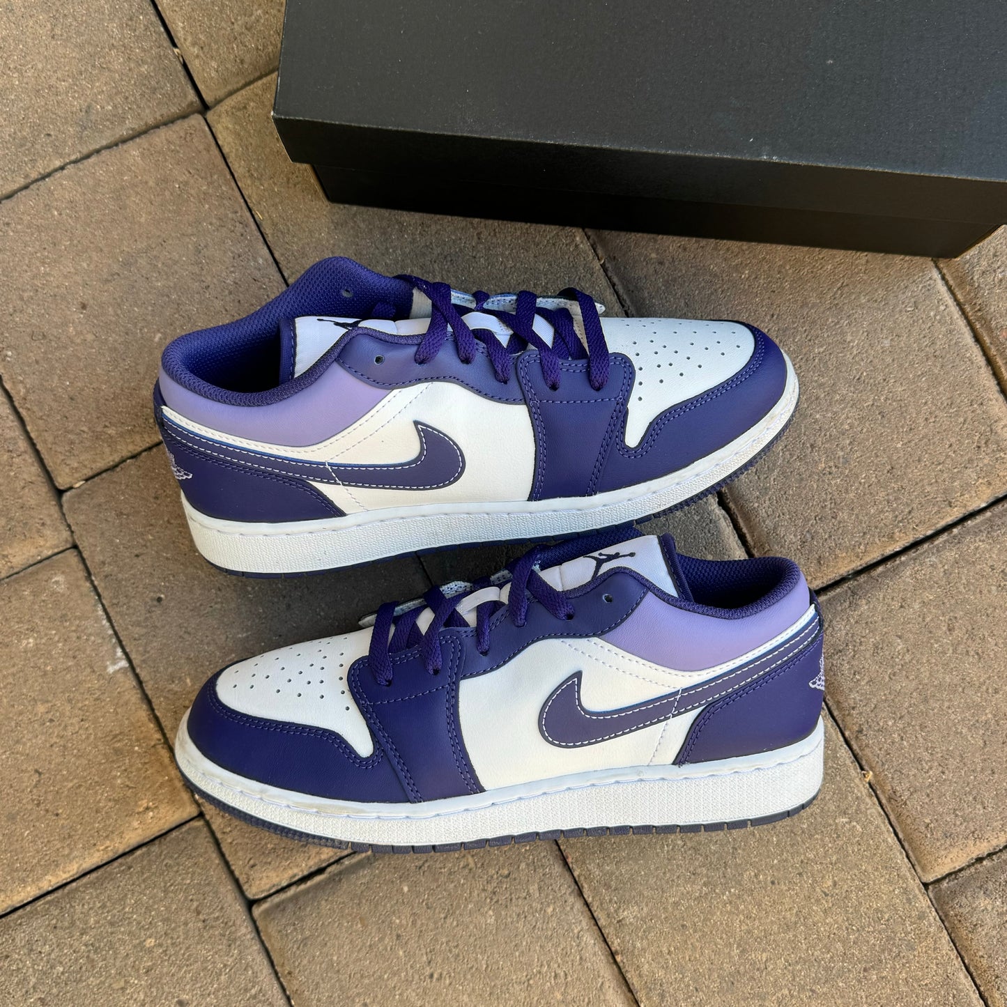 Air Jordan 1 Low Sky J Purple