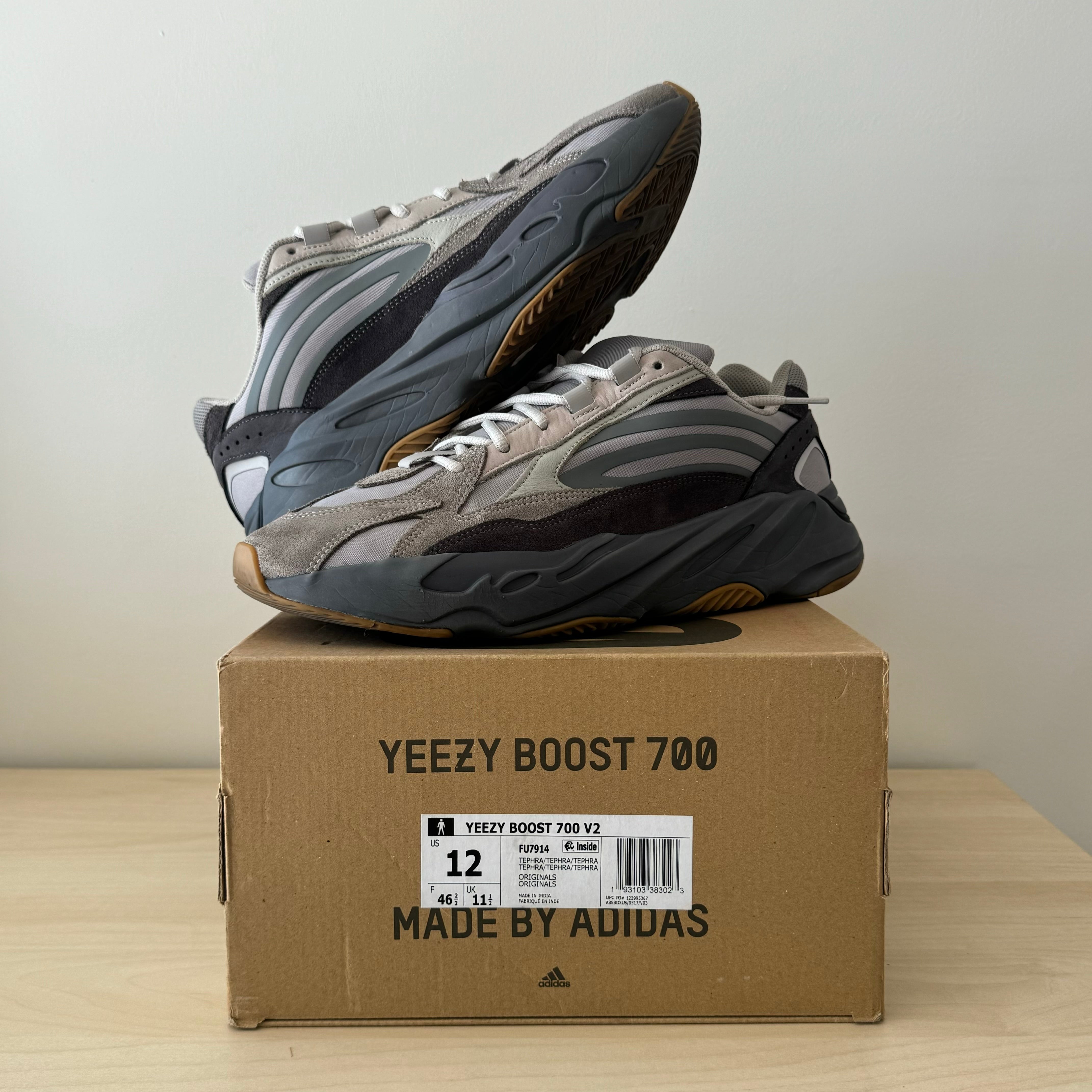 Adidas Yeezy Boost 700 V2 Tephra Tempetoesss