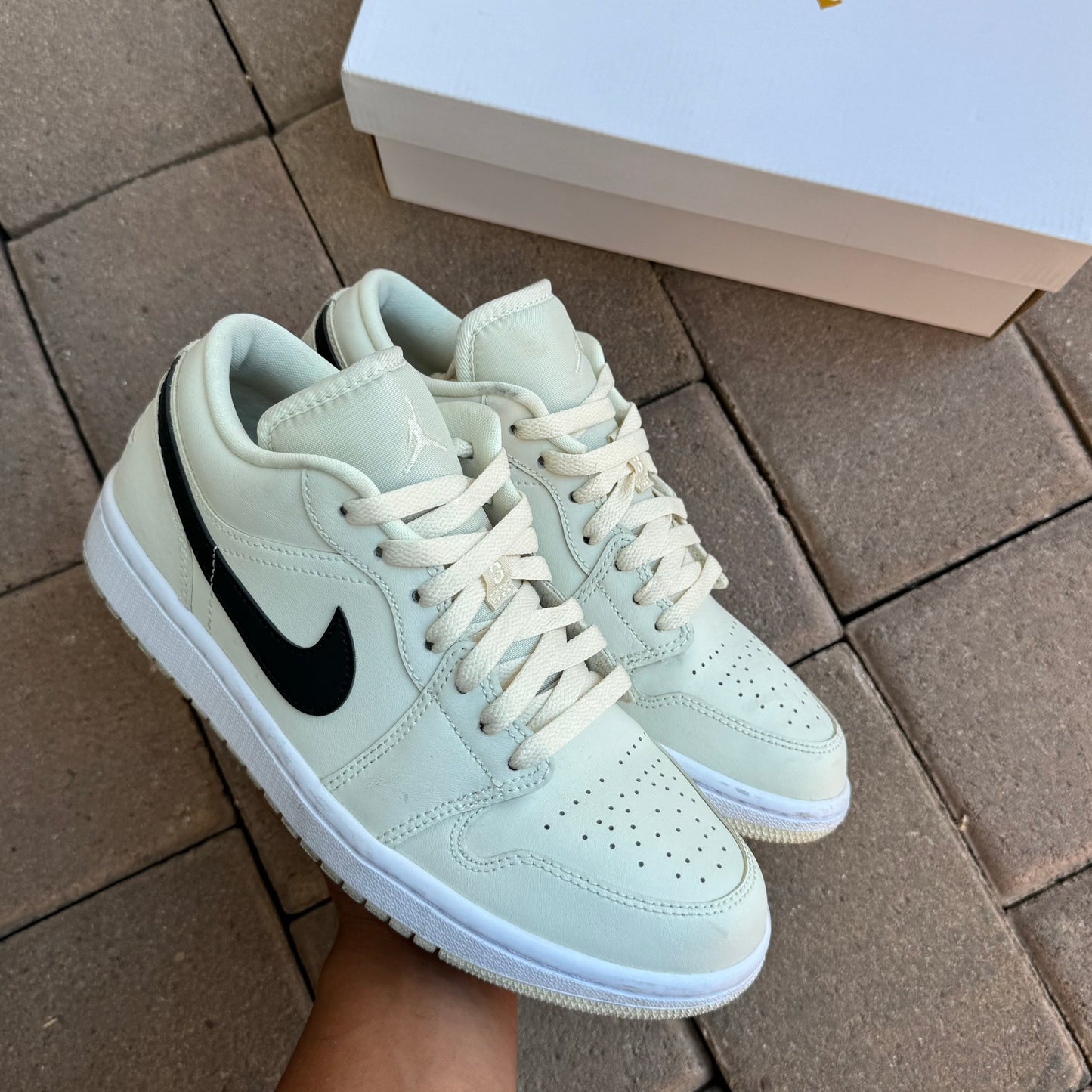 Jordan 1 Low Coconut milk