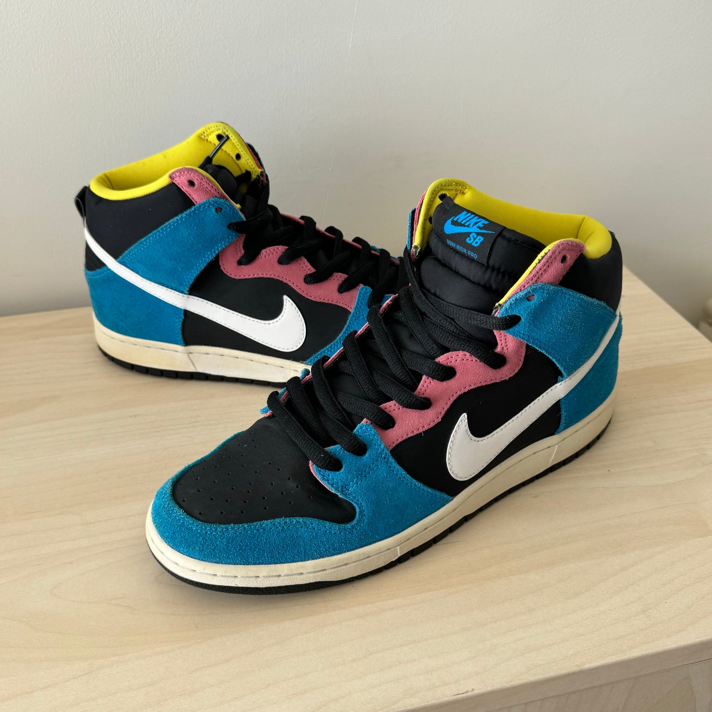 Nike Sb Dunk High Bazooka Joe