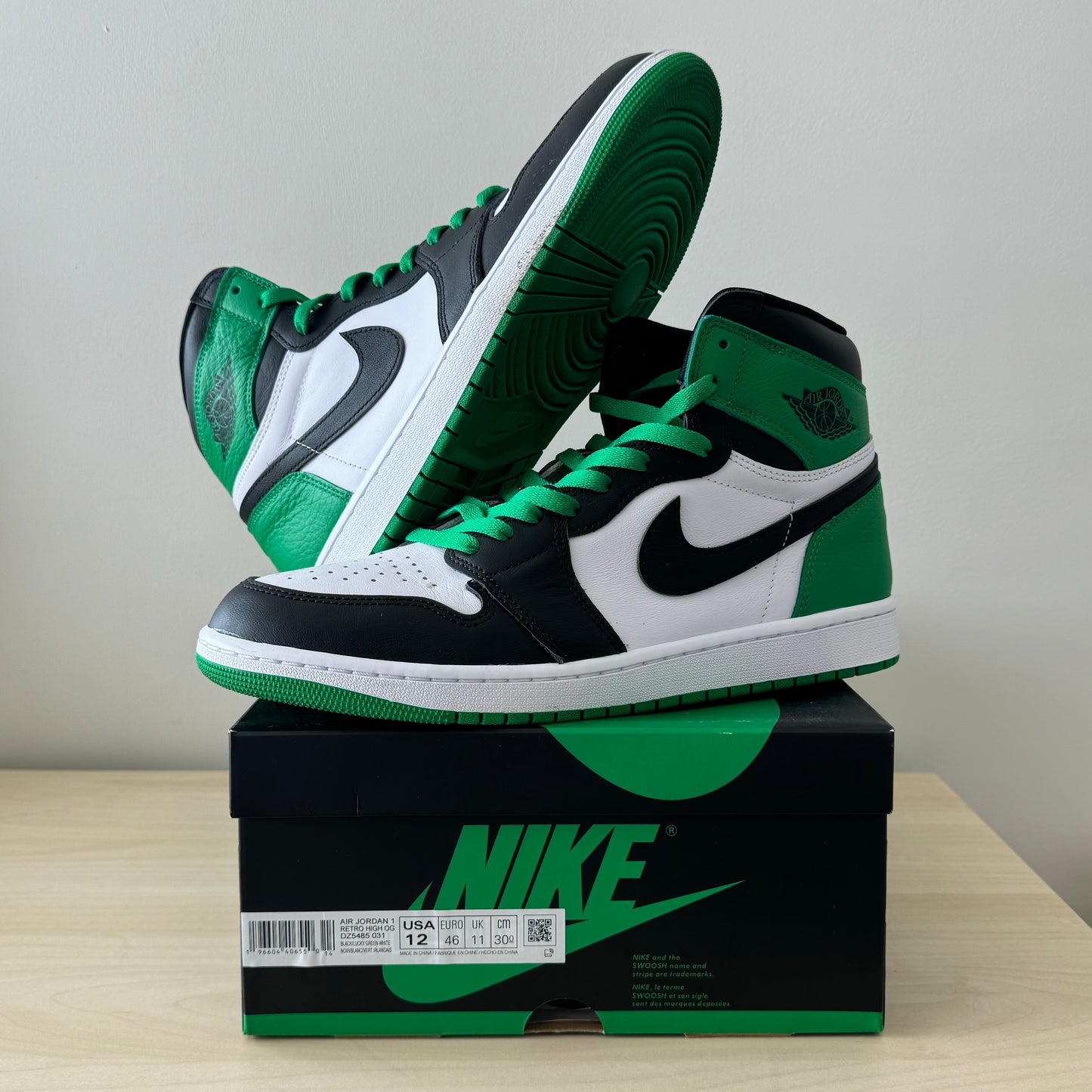 Jordan 1 Retro High OG Lucky Green