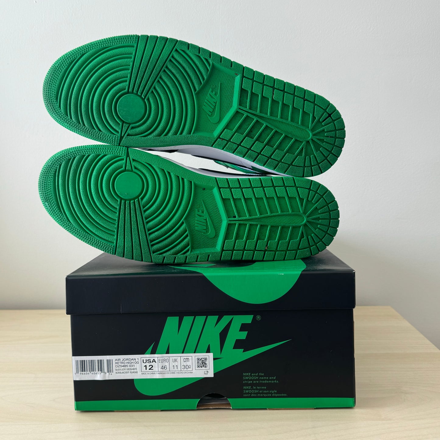 Jordan 1 Retro High OG Lucky Green